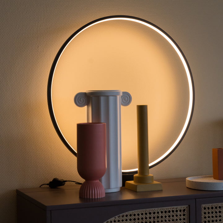 HKliving Luminous Circle LED Lampe de table Connox