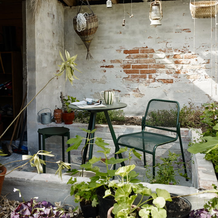 Chaise discrète pour l'extérieur