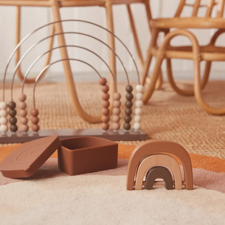 L'abacus Rainbow de OYOY stimule les capacités motrices