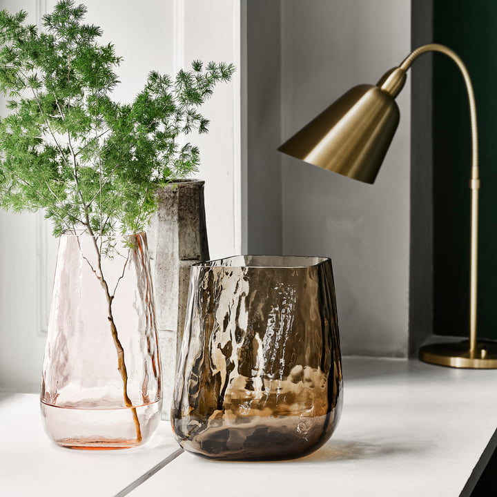 Les vases en verre Collect de & Tradition sont conçus par Space Copenhagen