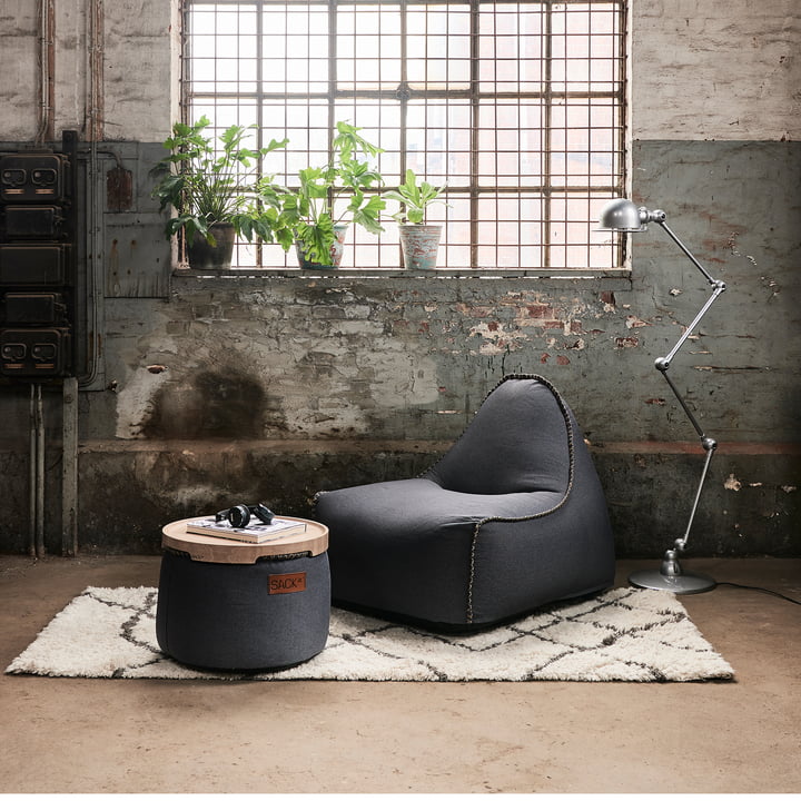 Le pouf et le pouf de SACK it dans une ambiance industrielle RETRO it Canvas