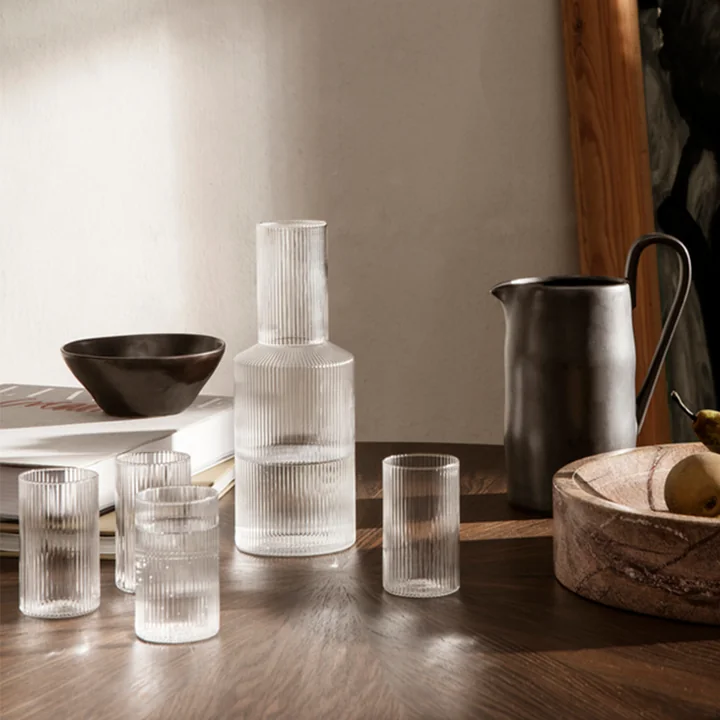 Ripple Verres (set de 4) et carafe de Ferm Living