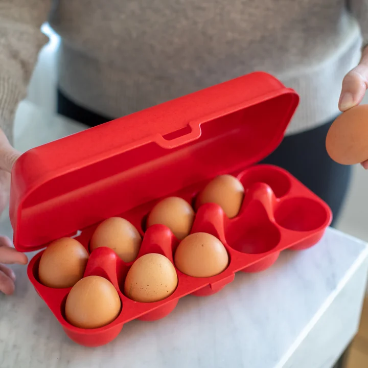 Eggs to go Bac à œufs réutilisable de Koziol en organic rouge