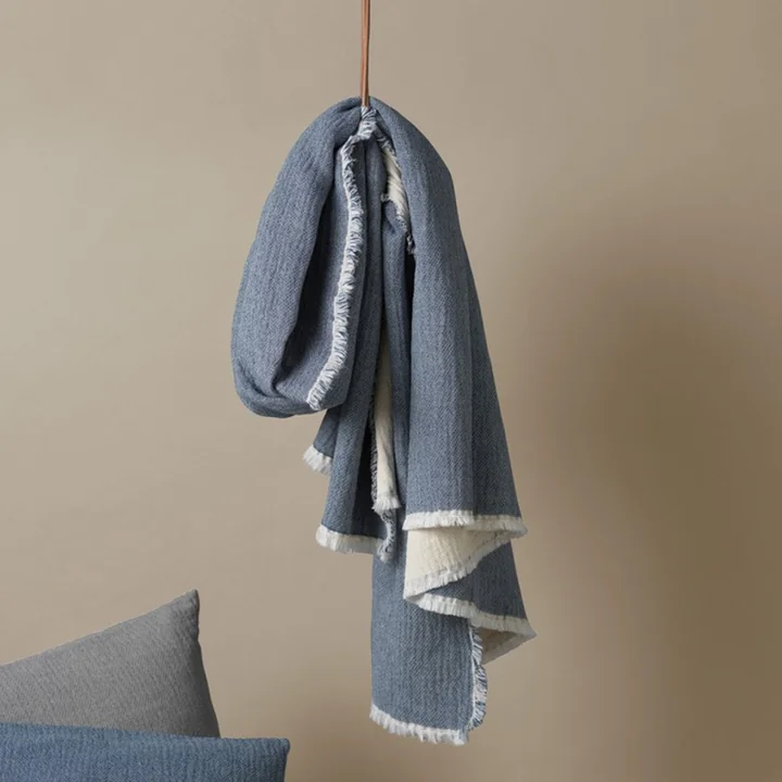 Thyme Couverture de Elvang en bleu