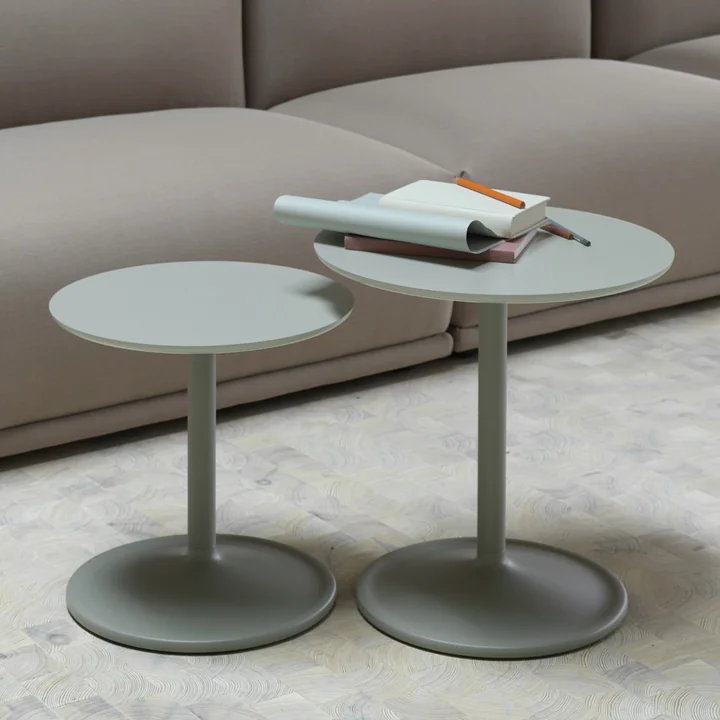 Soft Table d'appoint de Muuto en dusty green