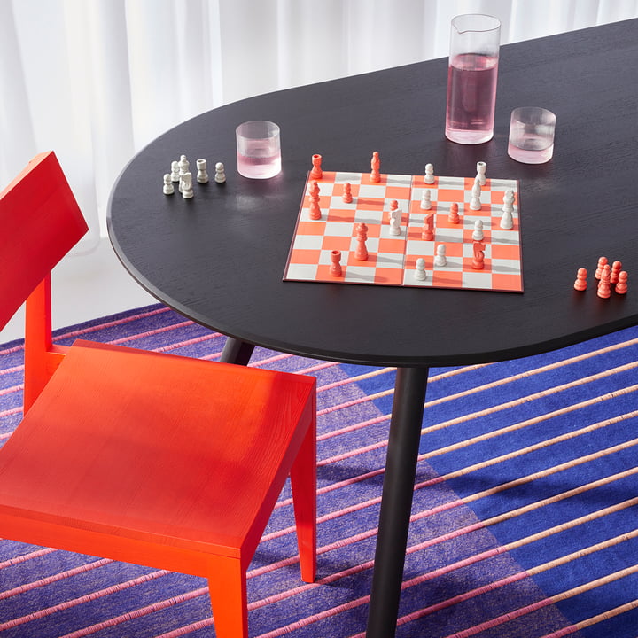 Table en bois massif avec coins arrondis