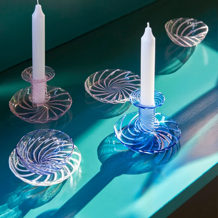 Les bols Spin et les chandeliers Flare par HAY