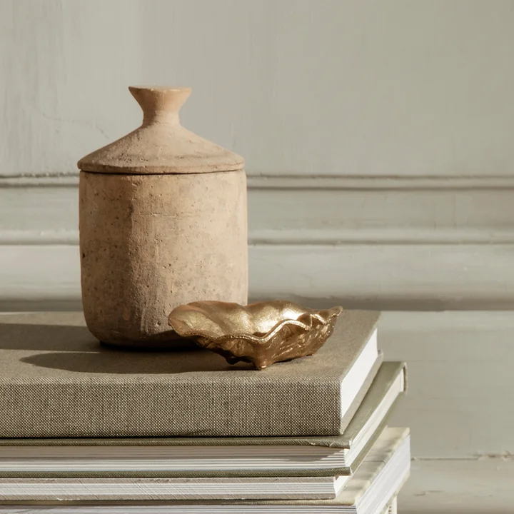 Ura Bougie parfumée de Ferm Living dans le design Pale Sienna, Camomille