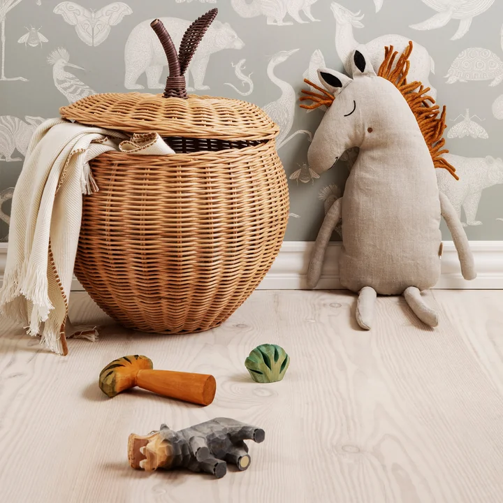 Figures en bois de safari sculptées à la main par Ferm Living