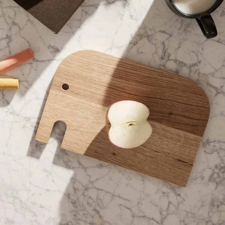 Planche à déjeuner AniBoard de Ferm Living en forme d'éléphant