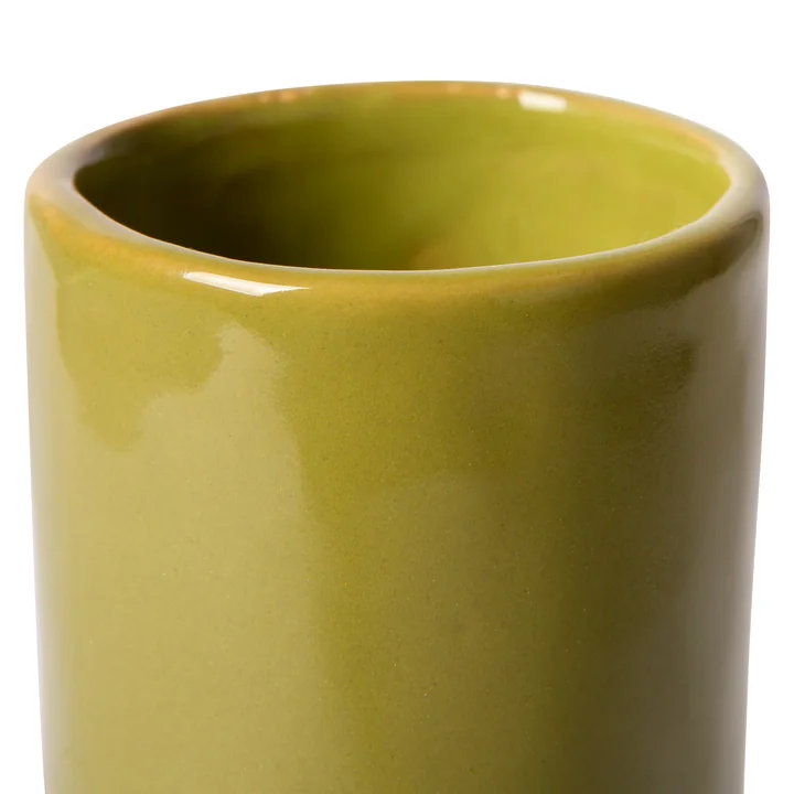 Objects Twisted Vase de HKliving dans la couleur glossy olive green
