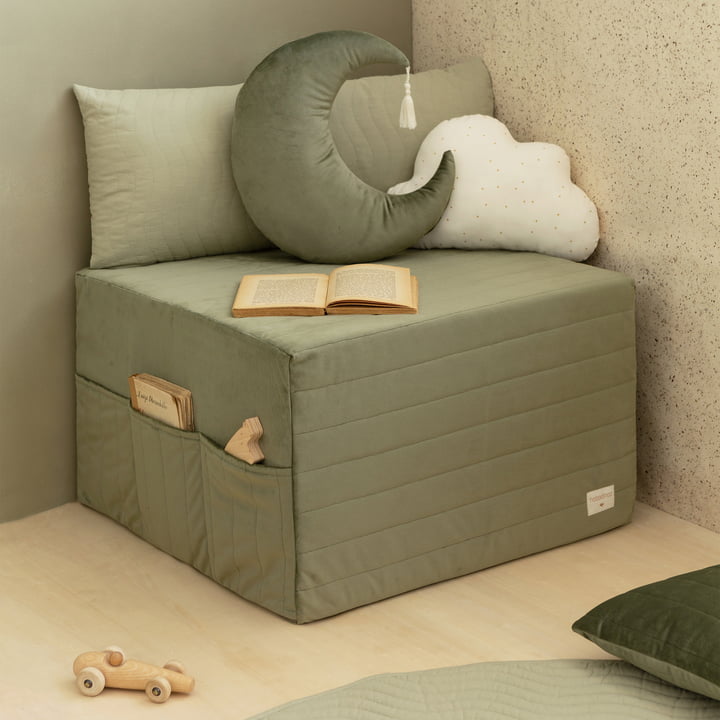 Sleepover Matelas et tabouret pliants de Nobodinoz de couleur vert olive