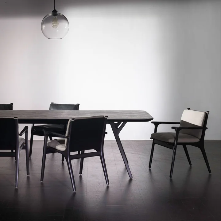 Rén Dining Table et chaises Dining de Stellar Works