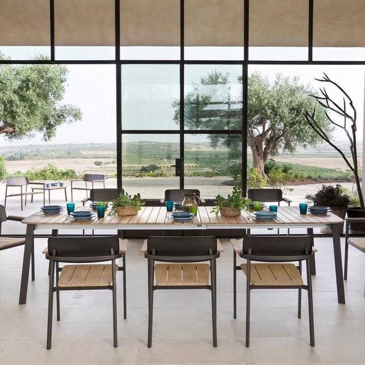 Shine Outdoor Table de Emu