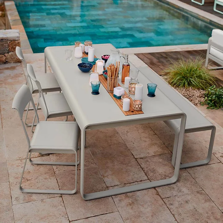 Bellevie Table avec rangement, gris de Fermob
