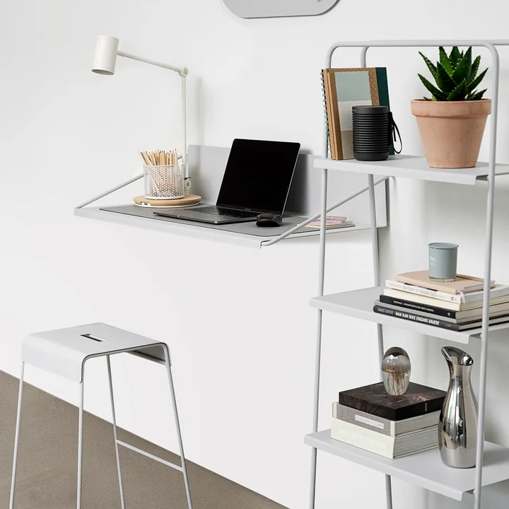 A-Wall Desk Bureau, soft grey de Zone Denmark