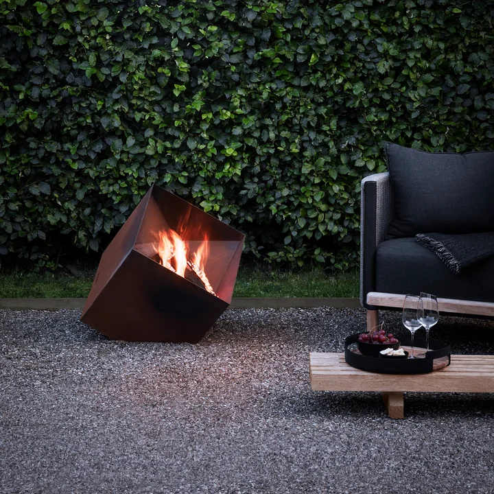 FireCube Corbeille à feu de Eva Solo en acier Corten