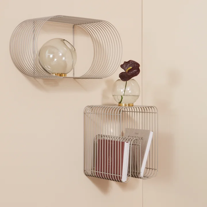 Les tabourets Curva de AYTM