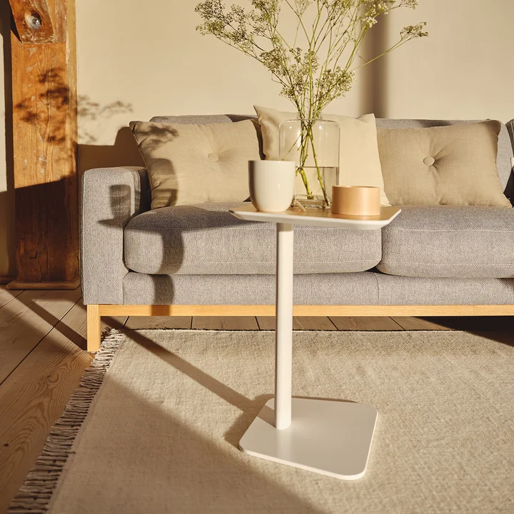 Rina - Table d'appoint de Collection dans la couleur blanc