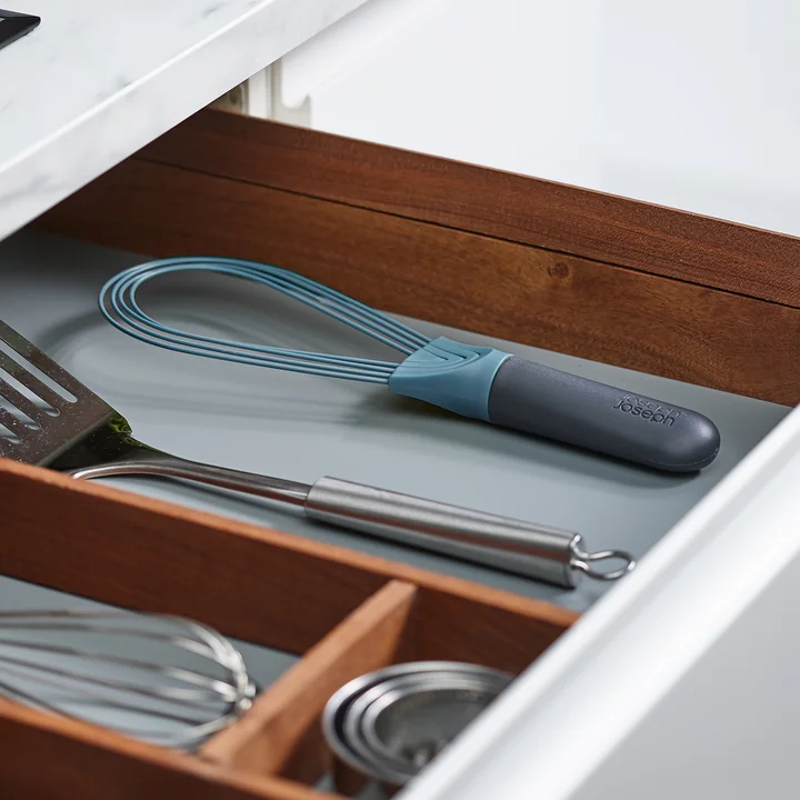 Twist Fouet, sky de Joseph Joseph