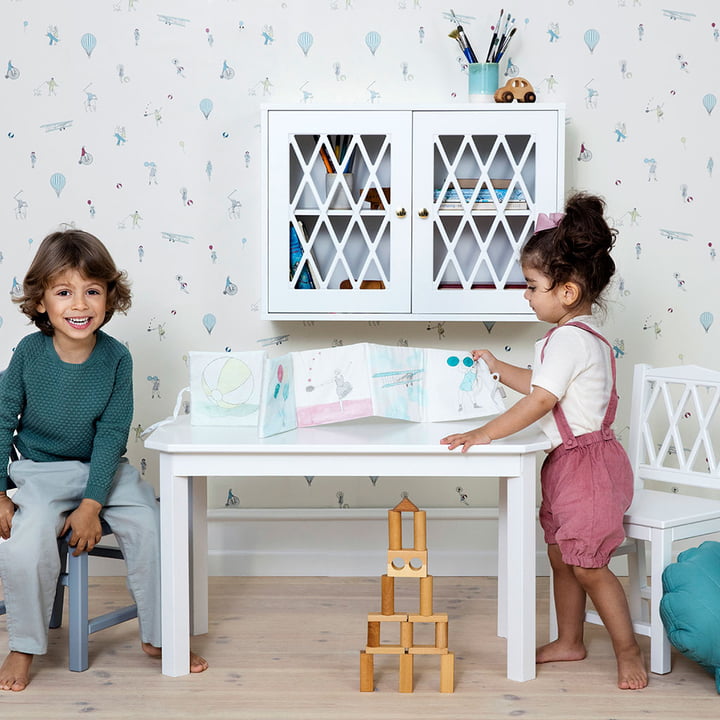 Table pour enfants Harlequin de Cam Cam Copenhagen dans la couleur blanche