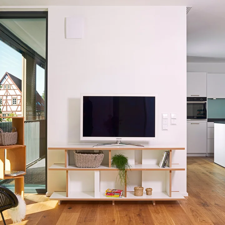 Le système d'étagères stell de Tojo