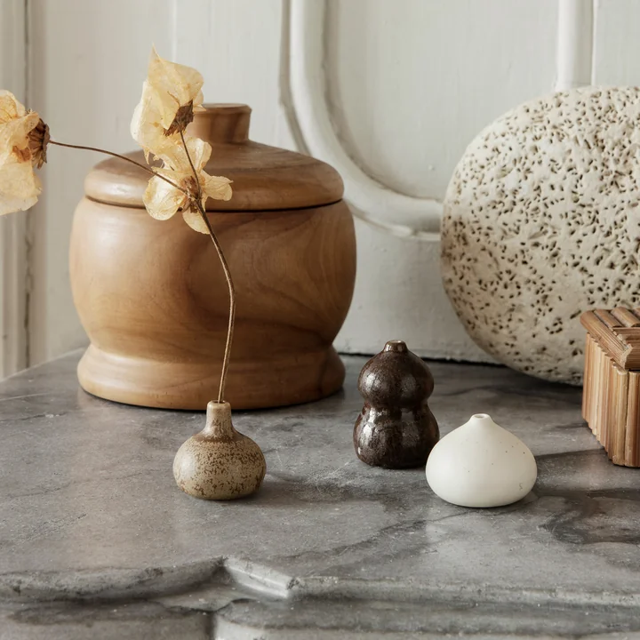 Komo Minivases de Ferm Living en version multicolore