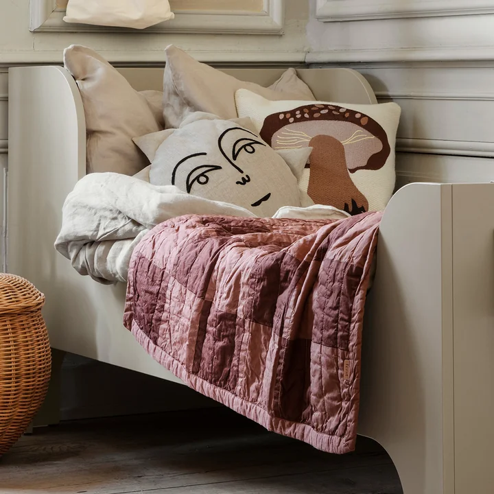 Sun Coussin de Ferm Living dans la version nature