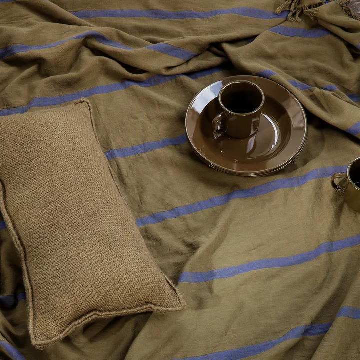 Yard Set de Vaisselle de Pique-nique, vert olive de Ferm Living