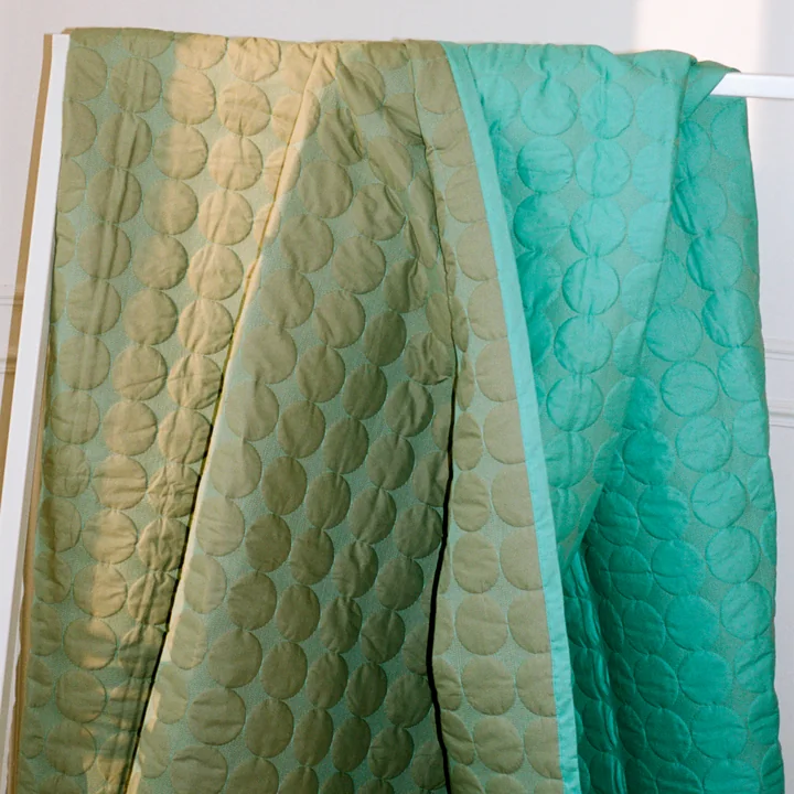 Mega Dot Couvre-lit de HAY