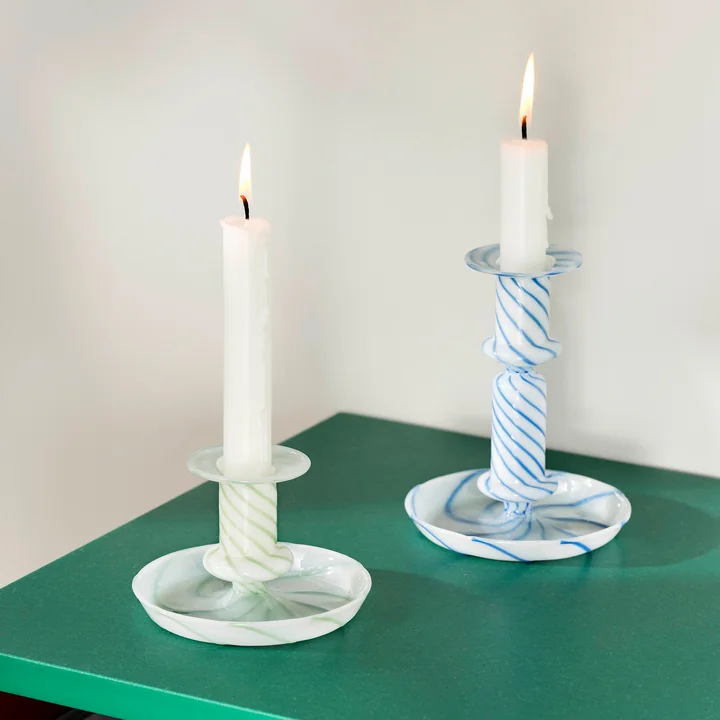 Flare Bougeoirs, milk / green et milk / blue de HAY