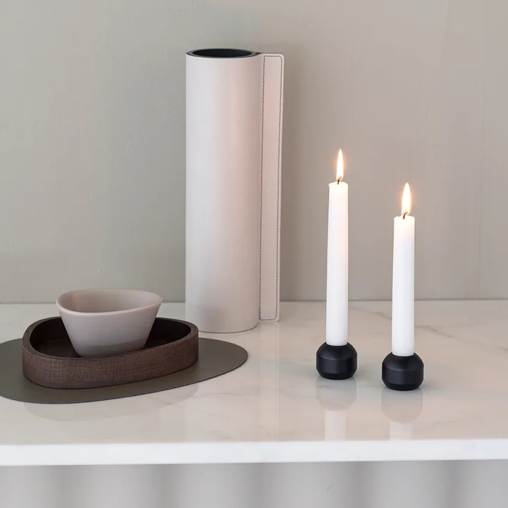 Silhouette Bougeoir de Lind DNA en couleur noir