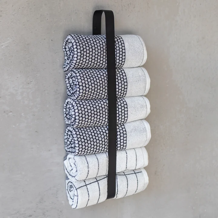 Carry Porte-serviettes de Mette Ditmer en couleur noir