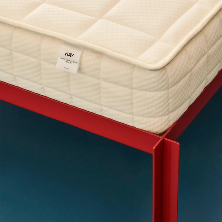 Matelas standard sur Connect Lit, maroon red de HAY