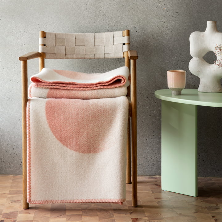 MOON Couverture, en forme de croissant, 135 x 200 cm, rosy sky de Røros Tweed