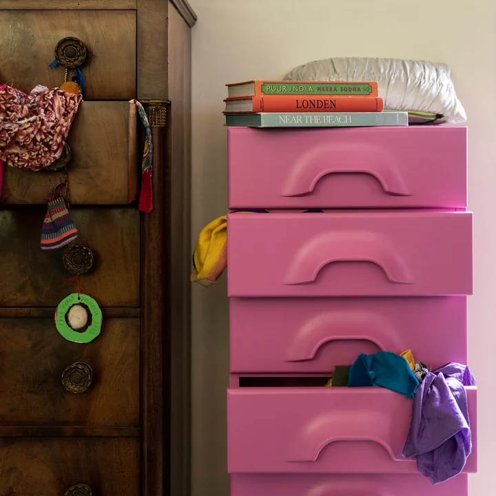 Commode, avec 8 tiroirs / urban pink de HKliving