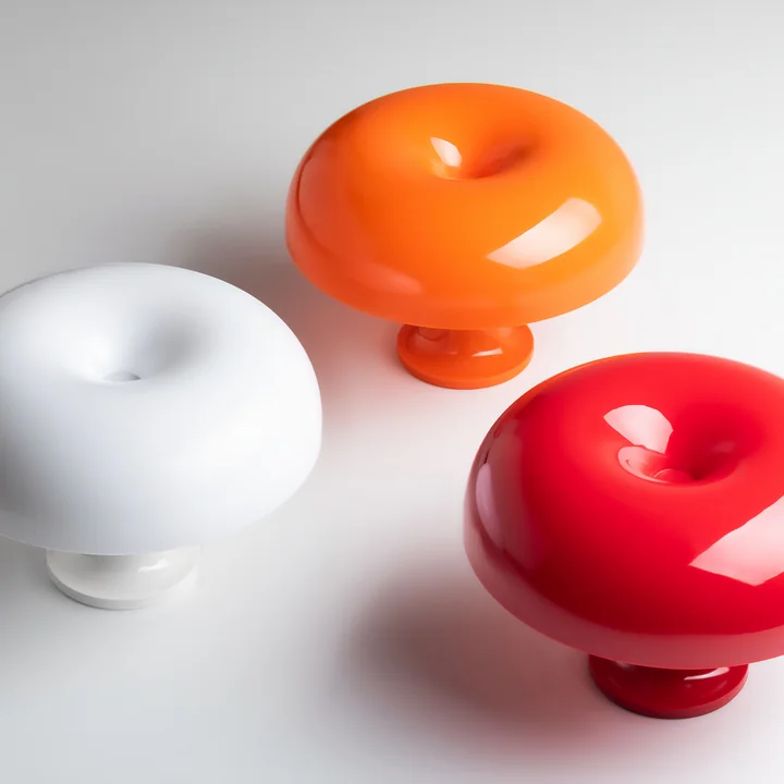 Nessino Lampe de table de Artemide dans la couleur rouge