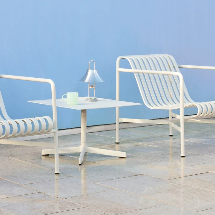 Neu Table d'Appoint, 60x60cm, sky grey de HAY