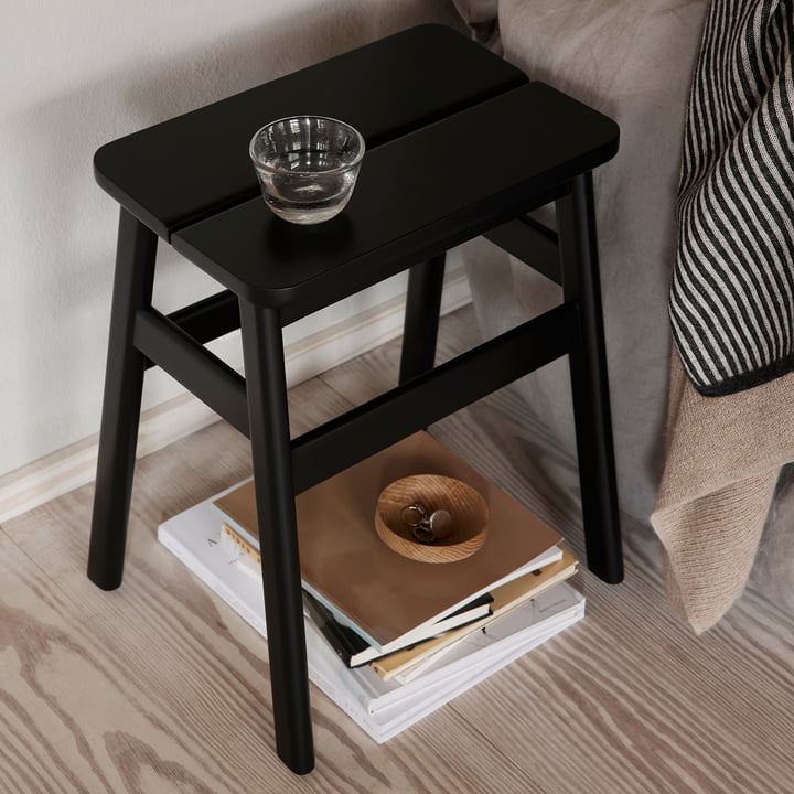 Angle Standard Tabouret de Form & Refine