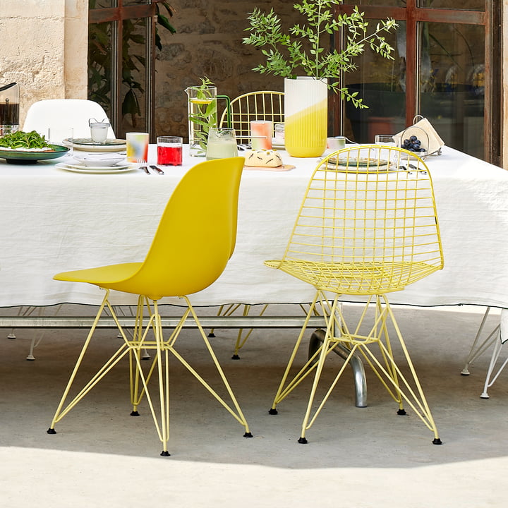 Eames Plastic Side Chair DSR, citron / moutarde de Vitra