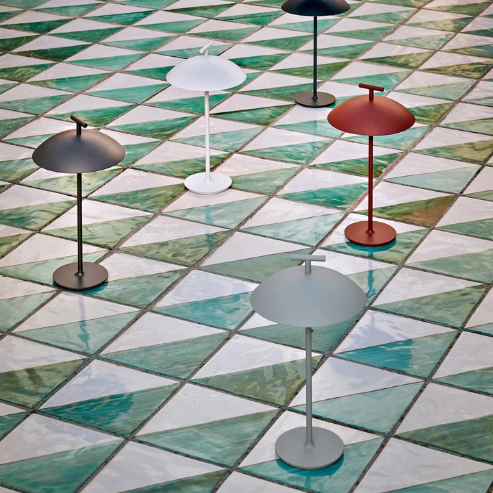 Mini Geen-A Lampe de table LED rechargeable de Kartell