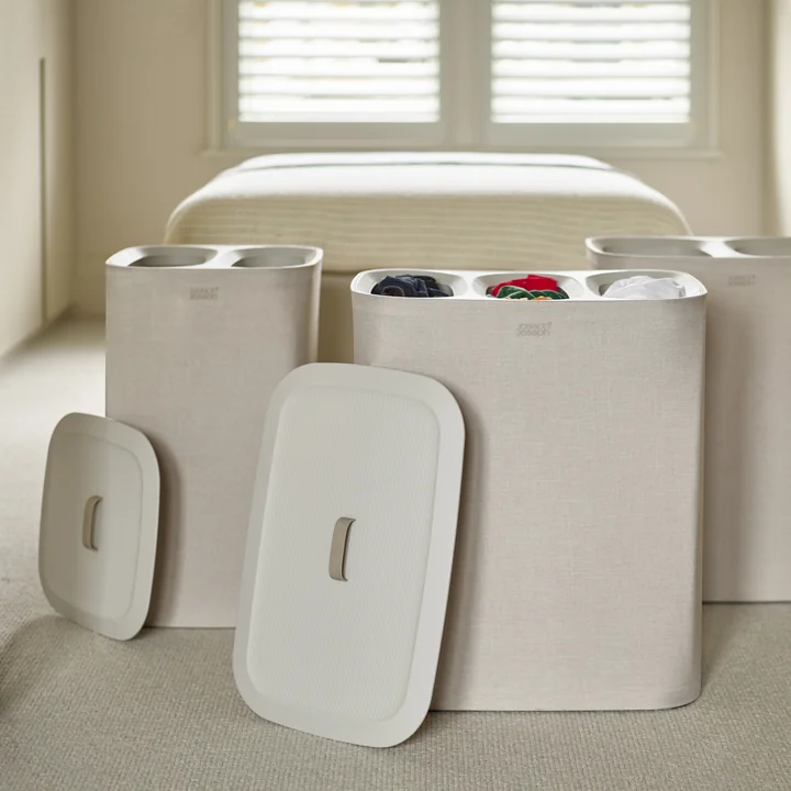 Paniers à linge Tota de Joseph Joseph