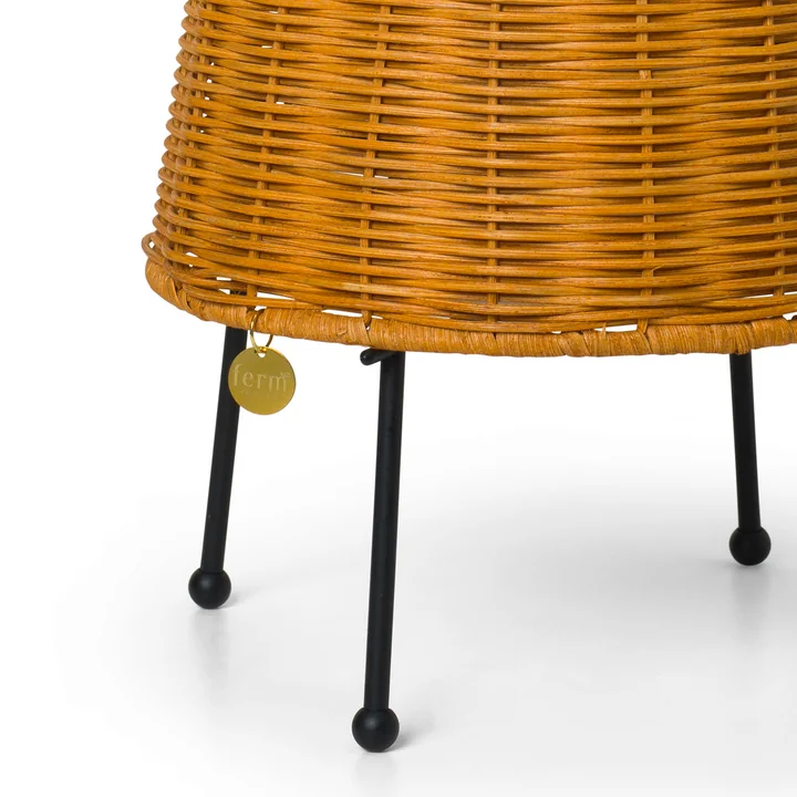 Porti LED Lampe de table en rotin de Ferm Living