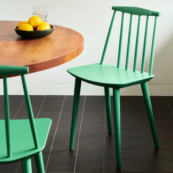 J77 Chair , jade green de HAY