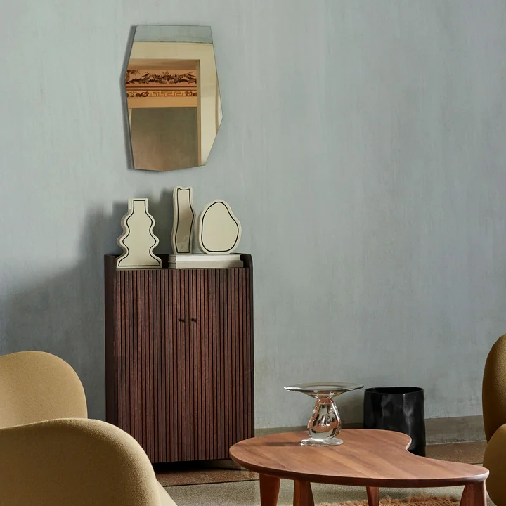 Shard Miroir de Ferm Living dans la couleur noir