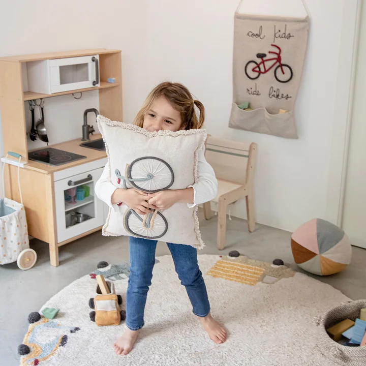 Bike Coussin de sol, 35 x 55 cm, naturel / bleu de Lorena Canals