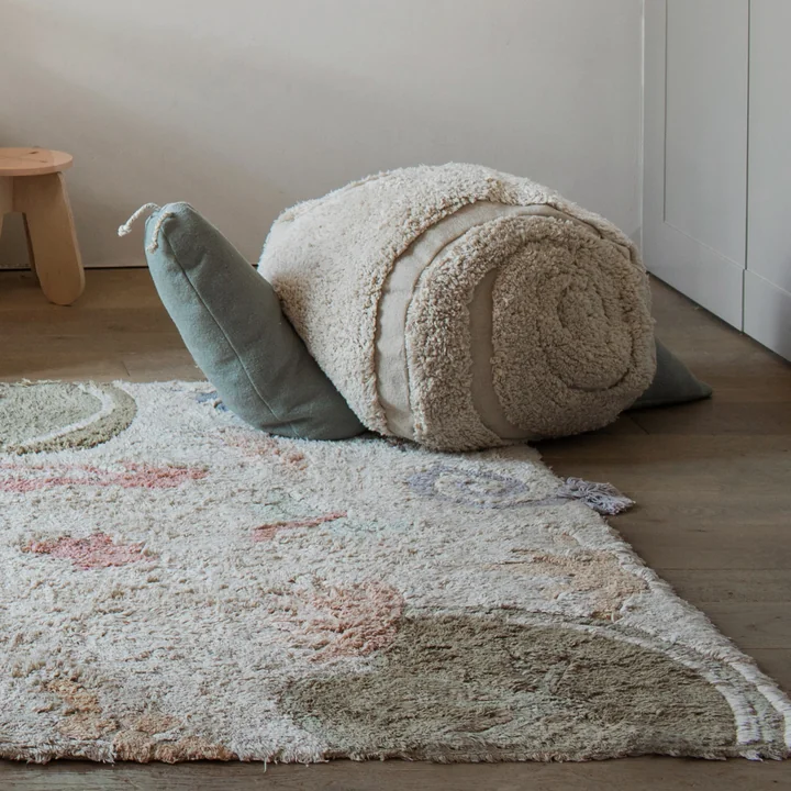 Pouf Mr. Snail, bleu de Lorena Canals