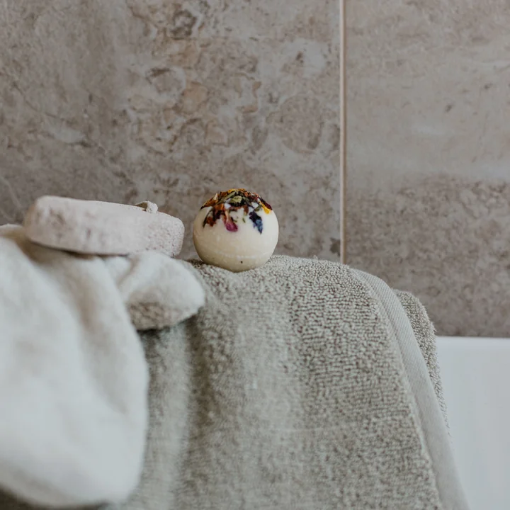 Serviette de bain en éponge de Humdakin