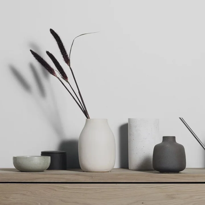 Le vase Colora de Blomus