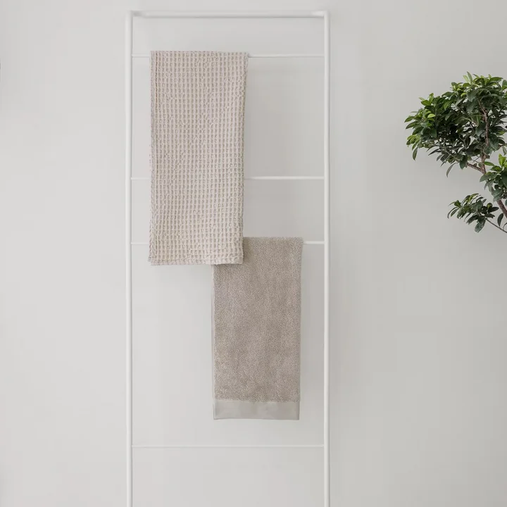 Modo échelle à serviettes de Blomus en version blanche